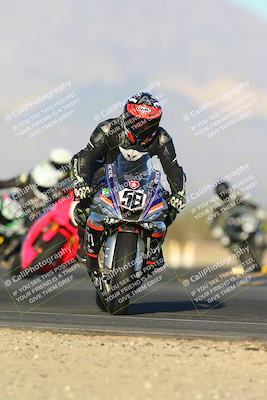 media/Dec-07-2024-CVMA (Sat) [[21c5f1ef85]]/Race 12-Supersport Middleweight/